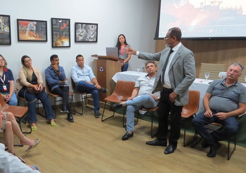 Roda de Conversa com Carlos Calazans no SITRAMONTI-MG
