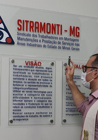 Evento de inauguração da sede do SITRAMONTI-MG