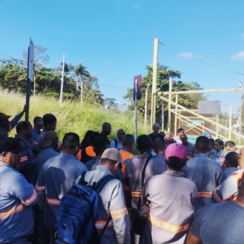SITRAMONTI-MG faz assembleia com trabalhadores da Progen, na obra da Vallourec