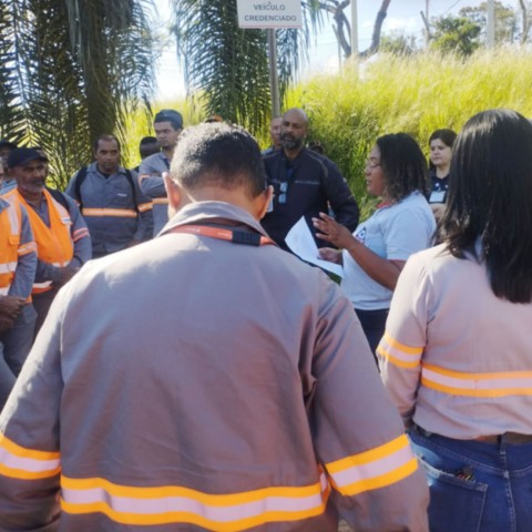 SITRAMONTI-MG faz assembleia com trabalhadores da Progen, na obra da Vallourec SITRAMONTI-MG faz assembleia com trabalhadores da Progen, na obra da Vallourec