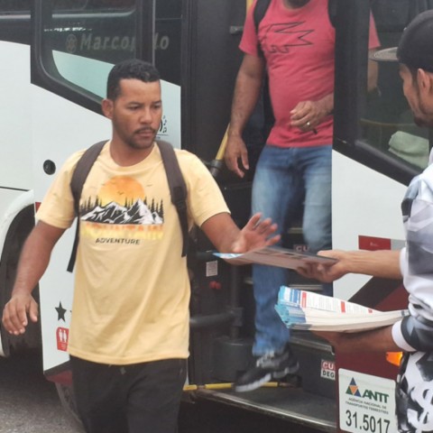 Uma equipe liderada pelo Secretário Geral do SITRAMONTI-MG, Vilmar de Souza e Silva se deslocou para a Refinaria Gabriel Passos Petrobras, em Betim, nesta quarta-feira, 18 de março de 2026, para entregar à categoria um informativo com material de alerta de como a categoria está sendo prejudicada.