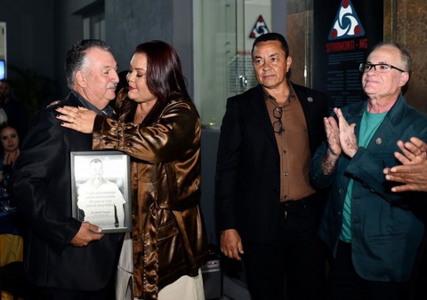 Evento de inauguração da sede do SITRAMONTI-MG