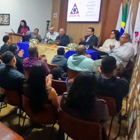 SITRAMONTI-MG sedia formatura de 28 novos auxiliares de solda e reafirma seu protagonismo na capacitação de trabalhadores e na geração de oportunidades de emprego SITRAMONTI-MG sedia formatura de 28 novos auxiliares de solda e reafirma seu protagonismo na capacitação de trabalhadores e na geração de oportunidades de emprego